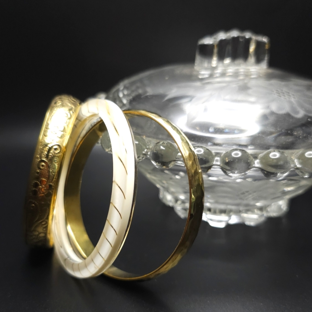 Set of 3 vintage Brass and Lucite bangles.
